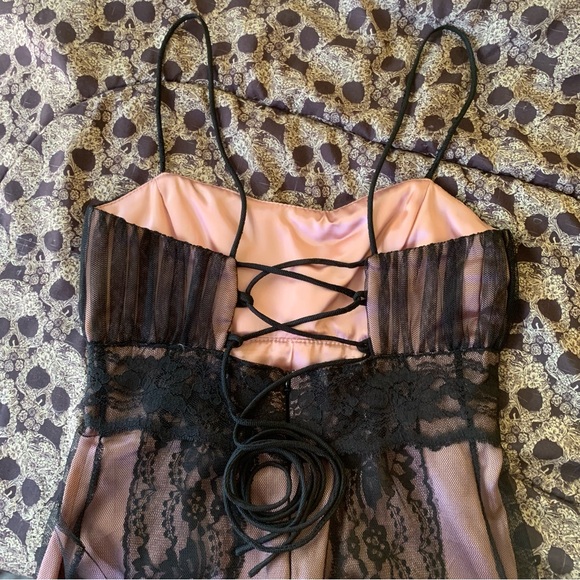 Dress - Picture 9 of 12